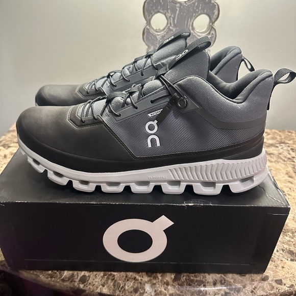 Men’s on running 11.5 - Picture 1 of 4